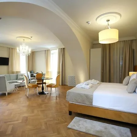 ホテル Heritage Santa Lucia 4*