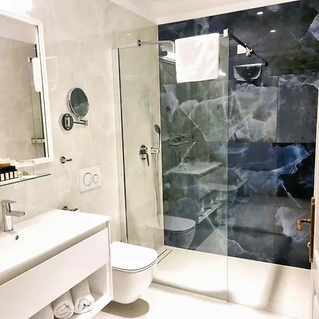 Hotel Heritage Santa Lucia 4*
