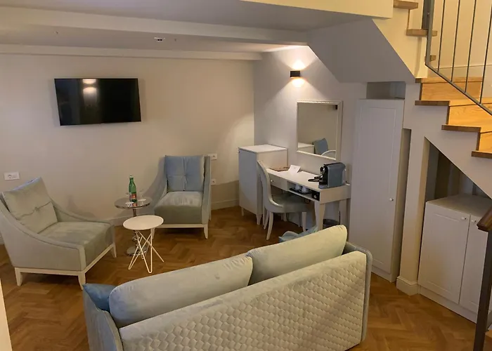 Heritage Santa Lucia Hotel 4*