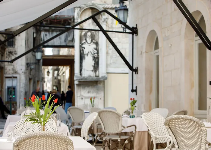Hotel Heritage Santa Lucia Split