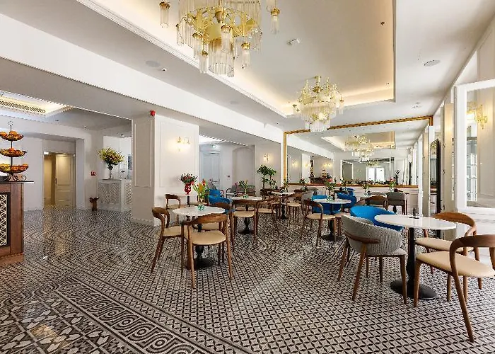 Heritage Santa Lucia Hotel