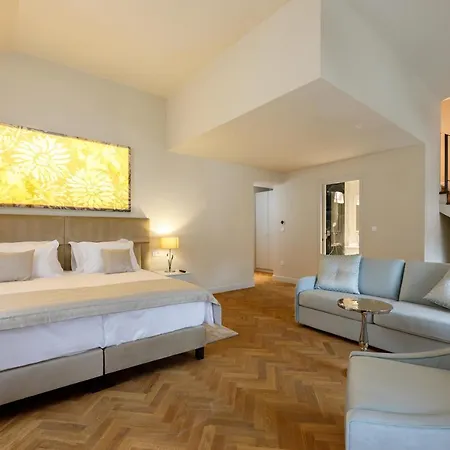 Heritage Santa Lucia فندق سبليت